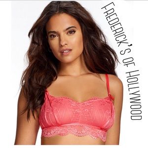 NWT Fredericks of Hollywood coral bralette medium